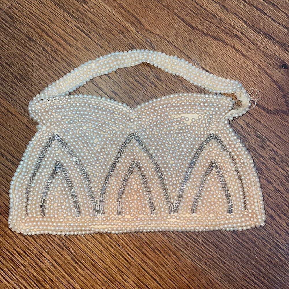 Small vintage pearl beaded evening bag